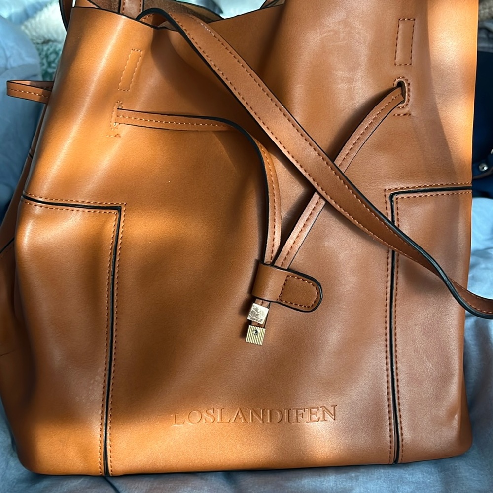 Brown tote bag. Cute. Good condition